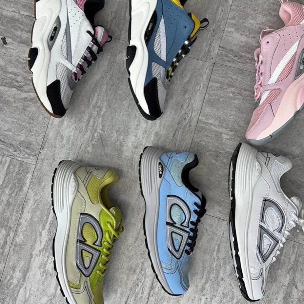 Stylish men’s  Sneakers - Multicolor Collection